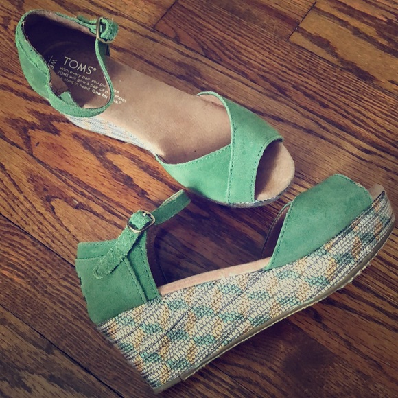 Toms Shoes - TOMS suede wedge sandals